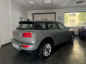 MINI One CLUBMAN ONE NARDO GRAU NAVI SZH KLIMA PDC BT Bild 4