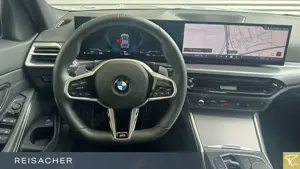 BMW 318 i Touring Navi M-Sport PRO adLED RüKa 18"LM Bild 5