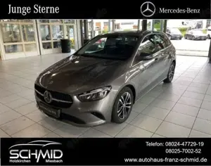 Mercedes-Benz B 180 Progressive Advance Verkehrszeichen MBUX