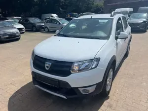 Dacia Sandero II Stepway Ambiance TÜV 12.2025 2 HAND Bild 2