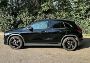 Mercedes-Benz GLA 250 AMG Line, 360Kamera, Head-up Display,Standheizung