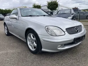 Mercedes-Benz SLK 200 Kompr.  Automatik KLIMA NAVI LEDER SHZ  TÜV NEU
