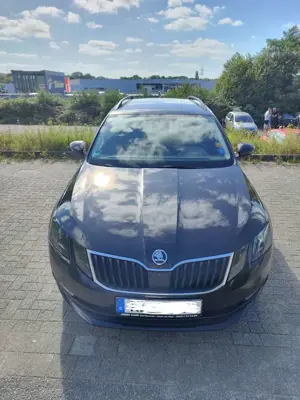 Skoda Octavia Octavia III Combi Diesel Combi 1.6 TDI DSG Style