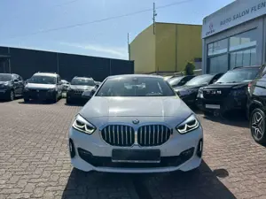 BMW 118 i M Sport*Leder*Navi*Tempomat*Spurhalteassistent Bild 2