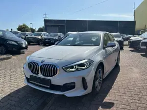 BMW 118 i M Sport*Leder*Navi*Tempomat*Spurhalteassistent Bild 3