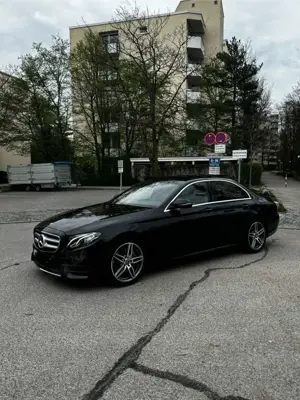 Mercedes-Benz E 200 E 200d AMG-Line 2019 Bild 2