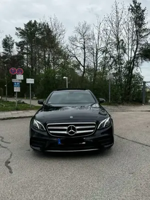 Mercedes-Benz E 200 E 200d AMG-Line 2019 Bild 1