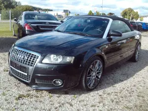 Audi A4 2.4 Cabriolet S Line Automatik Sitzh. TÜV Neu