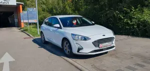 Ford Focus Lim. Trend*TÜV-NEU*PDC*KLIMA*TEMPOMAT*