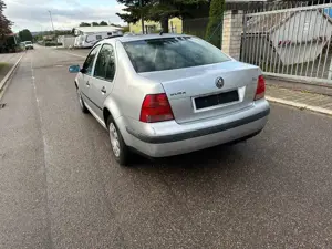 Volkswagen Bora Basis Bild 5