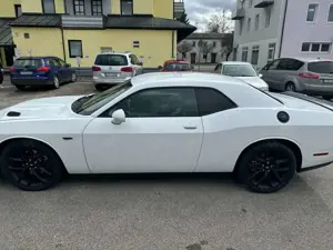Dodge Challenger SRT Line Bild 3