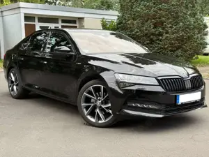 Skoda Superb Superb 2.0 TSI DSG Sportline Bild 3