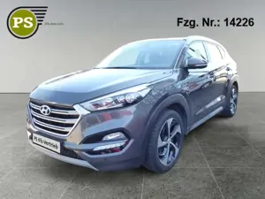 Hyundai TUCSON Blue 1.7 CRDI Style 2WD Navi PDC Kamera