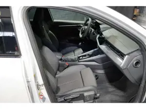 Audi A3 Sportback 40 TFSI e advanced S line ACC 18-Zoll Bild 5