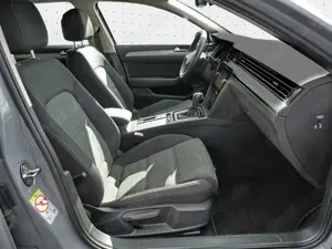 Volkswagen Passat Variant Business 2.0 TDI RFK*LED*ACC*AHK Bild 4