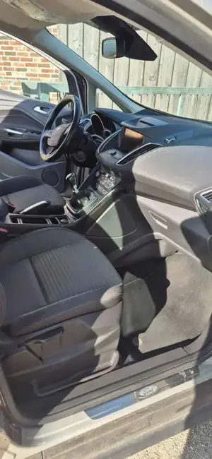 Ford C-Max C-Max 1.0 EcoBoost Start-Stopp-System Titanium Bild 4