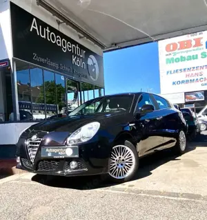 Alfa Romeo Giulietta Turismo *NAVI*PDC*1-JAHR GAR*