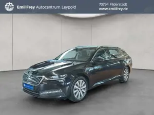 Skoda Superb Combi 2.0 TDI Style Standheizung AHK Pano