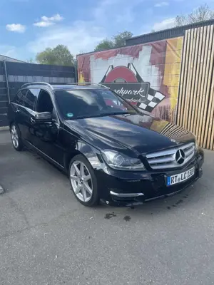 Mercedes-Benz C 250 CGI T Automatik BlueEFFICIENCY SPORT EDITION