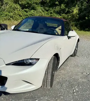 Mazda MX-5 MX-5 SKYACTIV-G 131 SAKURA Bild 3