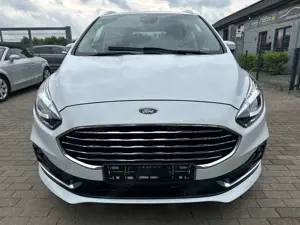 Ford Galaxy Titanium Navi 7-Sitze Temp. Kamera Autom. Bild 2