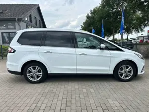 Ford Galaxy Titanium Navi 7-Sitze Temp. Kamera Autom. Bild 4