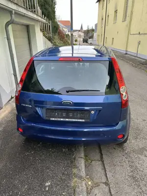 Ford Fiesta 1.4 Bild 4
