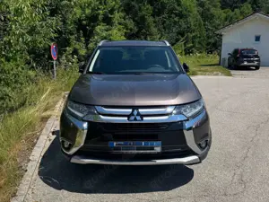 Mitsubishi Outlander Outlander Diesel 2.2 DI-D 4WD Aut. Edition+