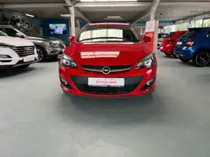 Opel Astra J Sports Tourer Active 1HD Automatik AHK Bild 2