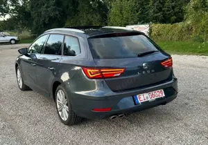 SEAT Leon XcellencePANO-NAVI-SZH-LED-ALCANT-R.KAM-ACC Bild 4