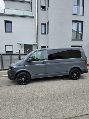 Volkswagen T6 Caravelle Camper-Ausbau von BaBum, bayrische Busmanufaktur