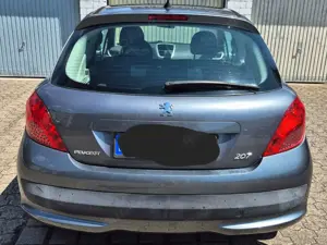 Peugeot 207 207 95 VTi Urban Move Bild 3