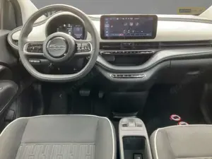 Fiat 500e 320 Km Reichweite  Navi - Klimaautomatik Bild 5