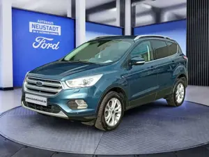 Ford Kuga 1.5 4x4 Aut. Titanium *Xenon*WinterPk*Navi*
