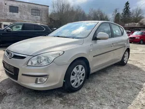 Hyundai i30 Comfort 1.4*KLIMA*