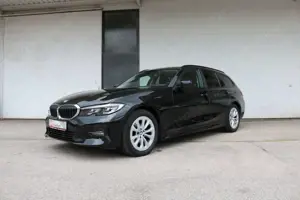 BMW 320 d xDrive Touring*Advantage*Automatik*AHK*