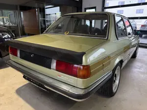 BMW 318 i*H-Zulassung*Alpina Optik* Bild 4