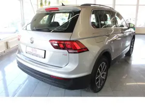 Volkswagen Tiguan Comfortline BMTStart-Stopp,Nur 20523 KM Bild 4