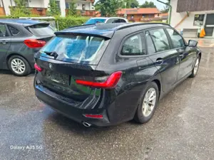 BMW 320 d Tour. Advantage LED Live Cockpit Bild 3
