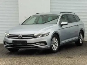 Volkswagen Passat Variant Passat 2.0 TDI DSG Matrix Navi Kamera ACC AHK