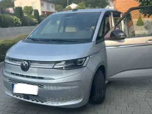 Volkswagen T7 Multivan Multivan TSI Style