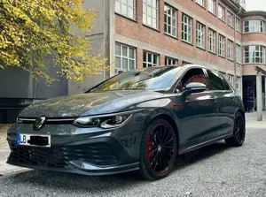 Volkswagen Golf GTI VW GTI Clubsport 2.0 TSI I DSG I 300 PS I Unfall