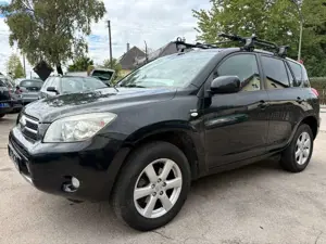 Toyota RAV 4 2.2-l-D-4D 4x4 Cross Sport