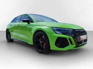 Audi RS3 Sportback quattro S tronic DCC PANO*HUD*MATRIX*... Bild 3