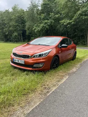 Kia Ceed / cee'd 1.4 CVVT Attract