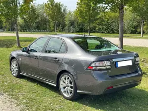 Saab 9-3 2.0t Vector SportLimousine Bild 4