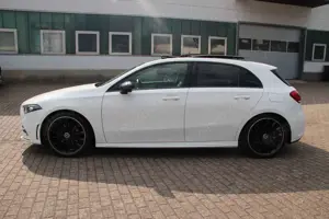 Mercedes-Benz A 180 AMG Line, MBUX, Wide, Pano, Ambi, 360, LED Bild 3