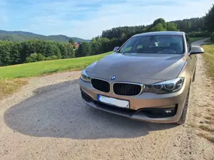 BMW 330 330i Aut. Advantage