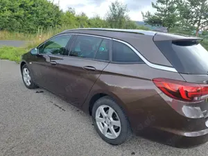 Opel Astra Astra 1.4 Turbo Sports Tourer Dynamic Bild 4