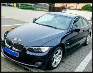 BMW 320 320i Coupe